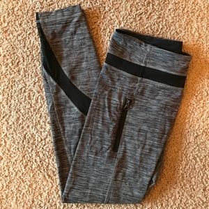 Lululemon Inspire Pant • Size 6